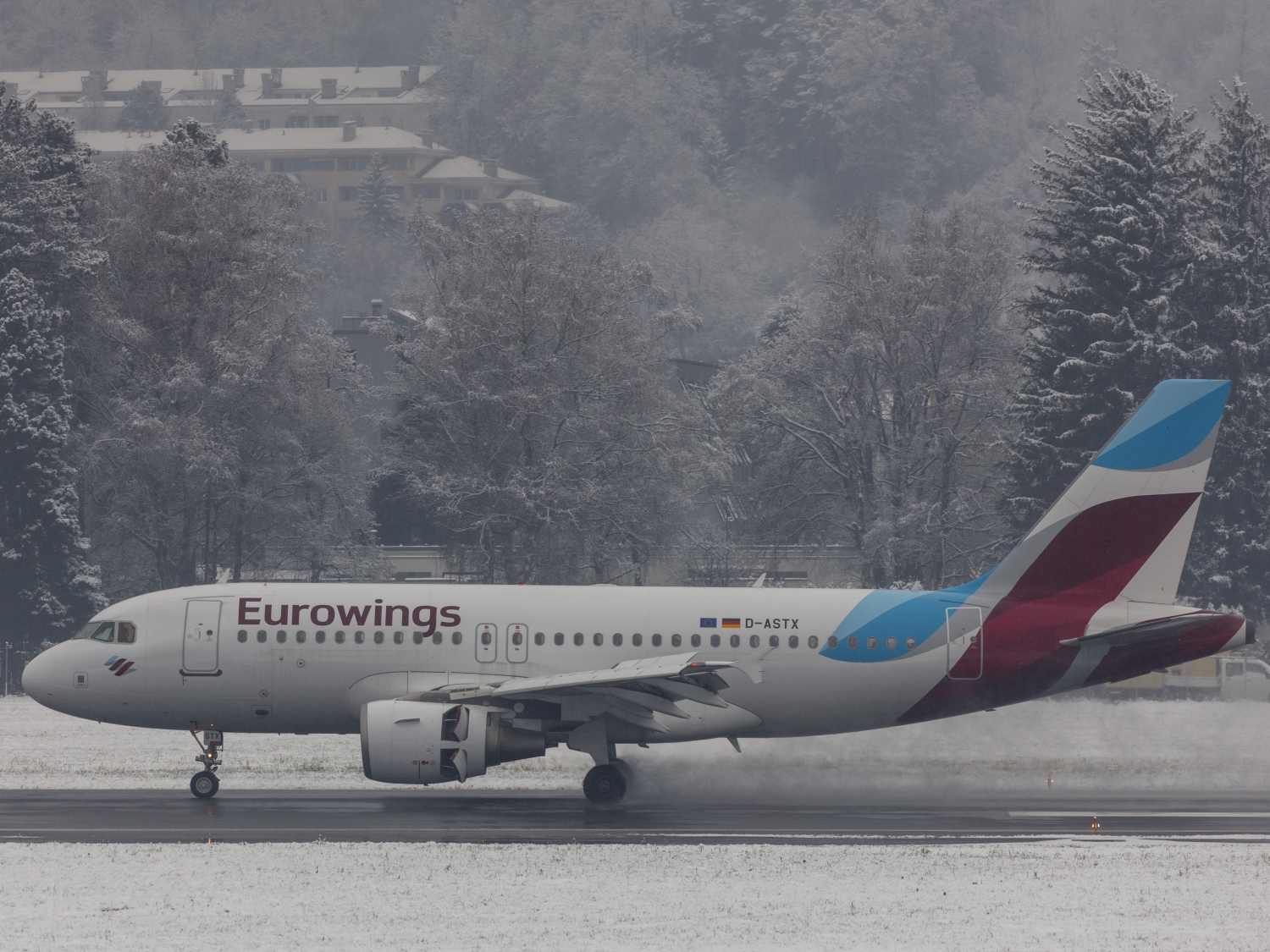 Preview 20221210 Winterflugtag am Innsbruck Airport (21).jpg